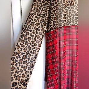 ❤🖤❤Animal Print/Red Plaid L/XL Cardigan, NWT